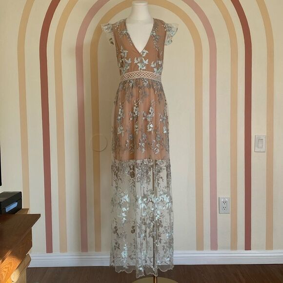 WAYF Oakfield Sky Blue, Gray, & Tan Embroidered Lace Maxi Dress Size Medium - Picture 2 of 16